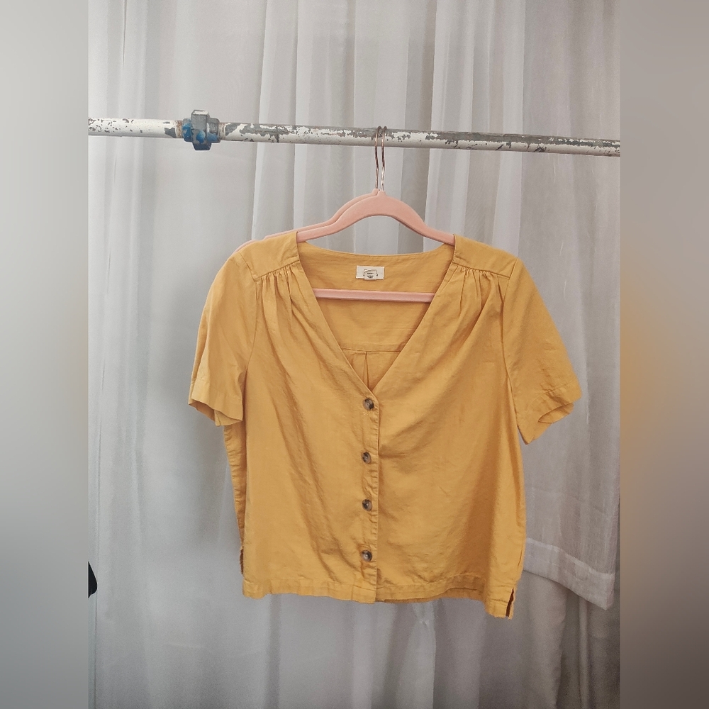 Yellow shirt